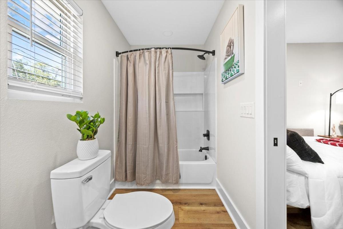 Two Lofts For One Price Gulf Breeze